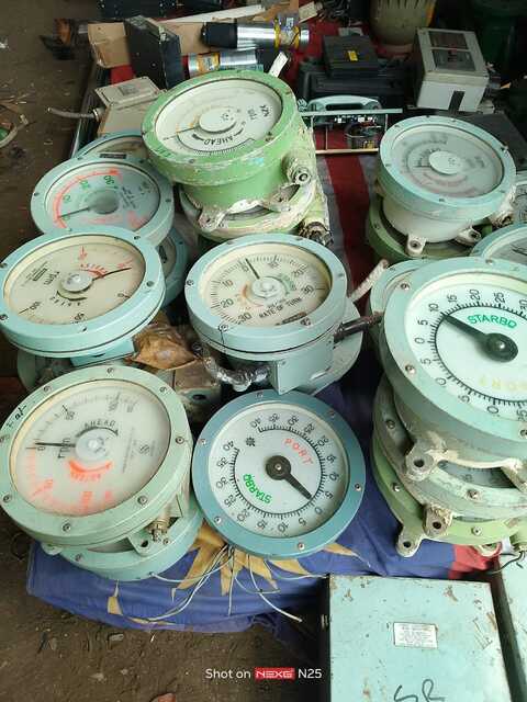 Heavy-Duty Industrial Hydraulic Pressure Gauges / Meters-image